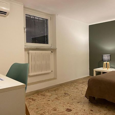 Charme Rooms Tarente Buitenkant foto