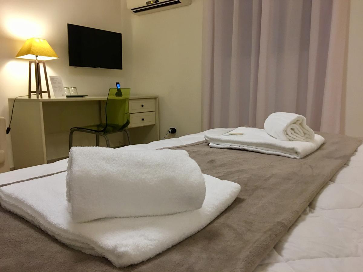 Charme Rooms Tarente Buitenkant foto