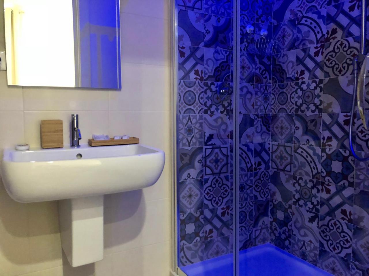 Charme Rooms Tarente Buitenkant foto