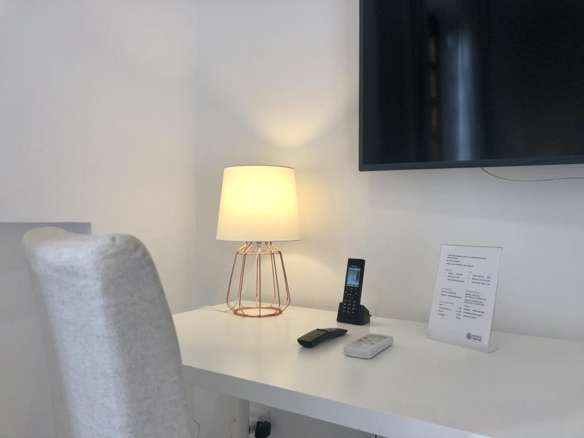 Charme Rooms Tarente Buitenkant foto