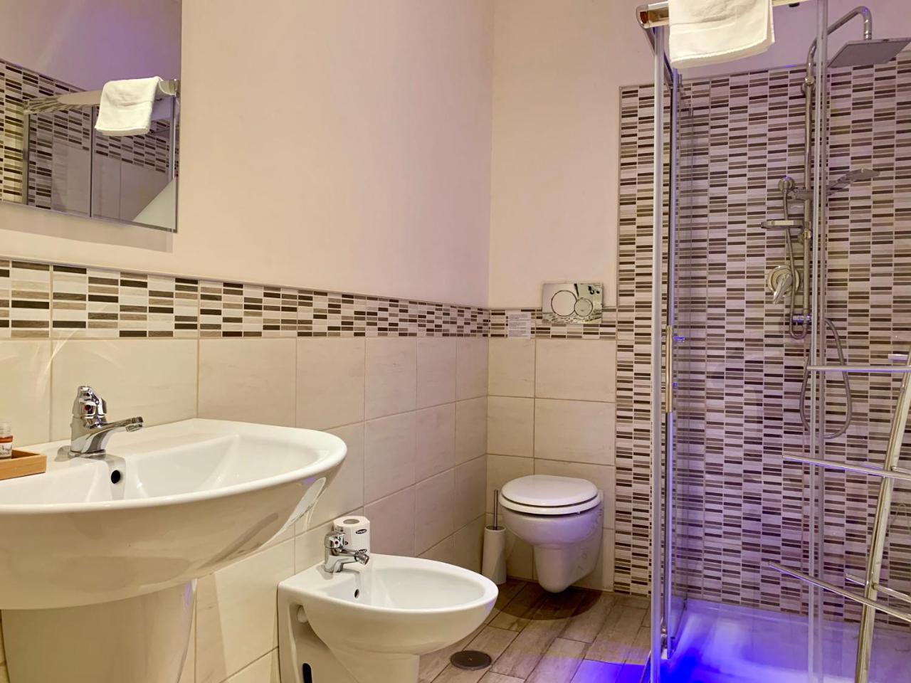 Charme Rooms Tarente Buitenkant foto